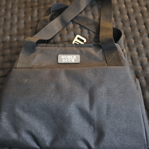 Dog carrier purse - Picture 3 of 12